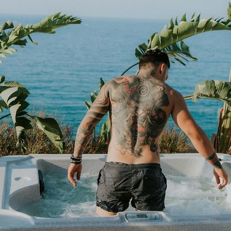 Kahlua Sea View Suites ヘルソニソス エクステリア 写真